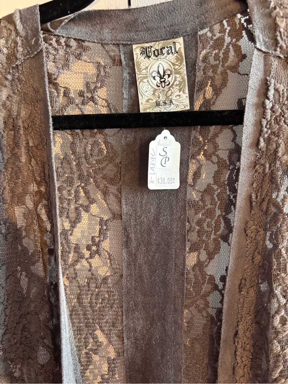 Vocal NWT Lace-Panel Sleeveless Tunic Vest in Gray - Picture 2 of 4